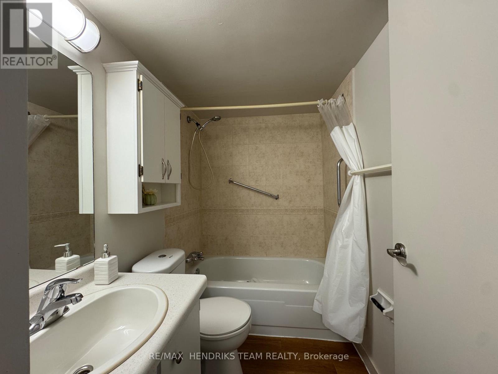 307 - 156 Fitch Street, Welland, Ontario  L3C 4V6 - Photo 11 - X12988820