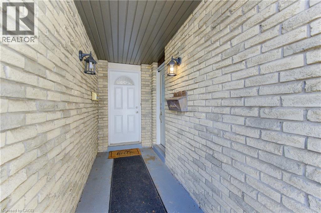 184 Silver Aspen Crescent, Kitchener, Ontario  N2N 1J1 - Photo 2 - 40818578