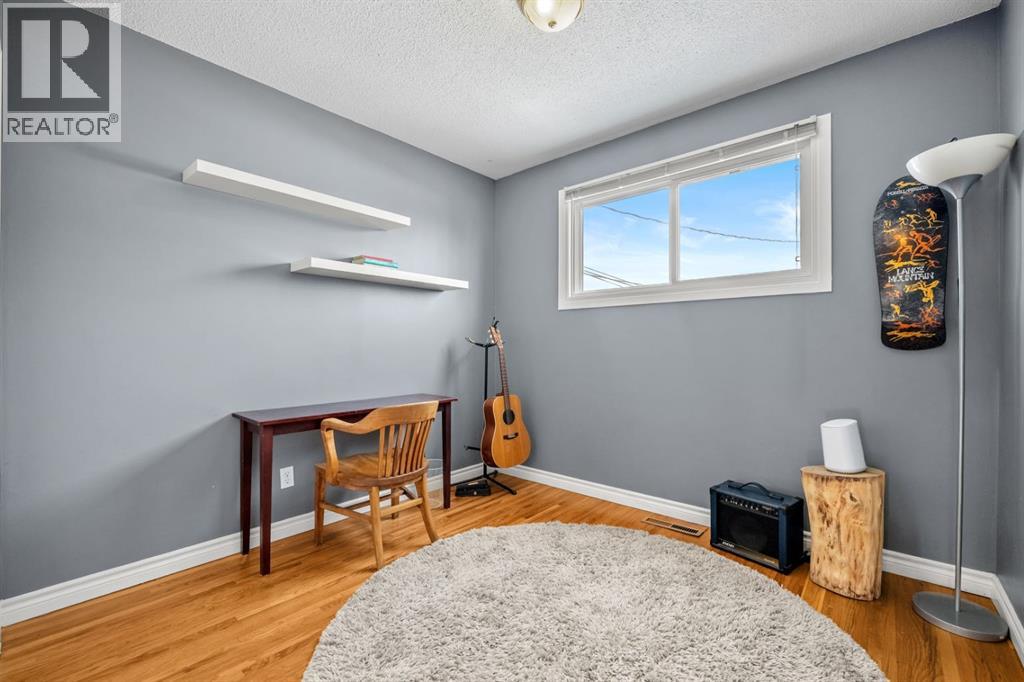 30 Hilton Avenue Nw, Calgary, Alberta  T2K 2H2 - Photo 18 - A2298968