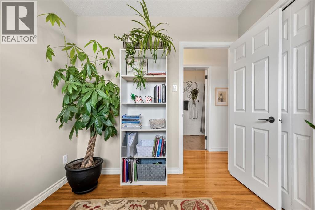 30 Hilton Avenue Nw, Calgary, Alberta  T2K 2H2 - Photo 21 - A2298968