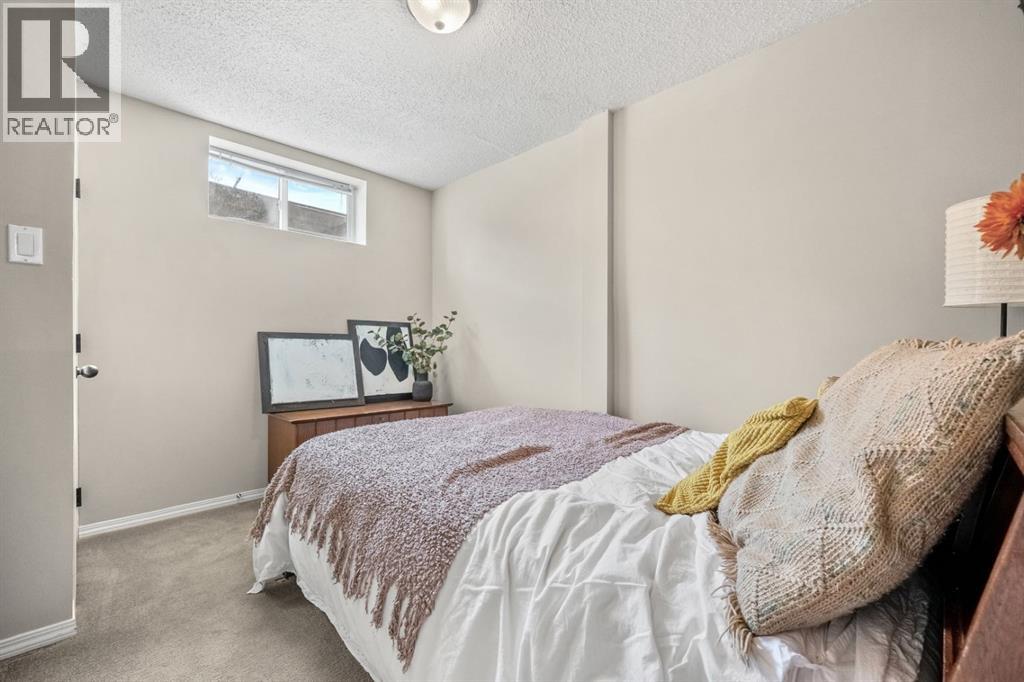 30 Hilton Avenue Nw, Calgary, Alberta  T2K 2H2 - Photo 28 - A2298968