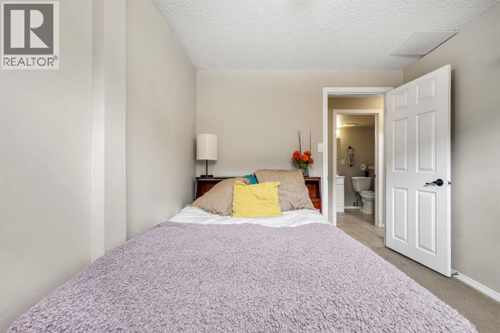 30 Hilton Avenue Nw, Calgary, Alberta  T2K 2H2 - Photo 29 - A2298968