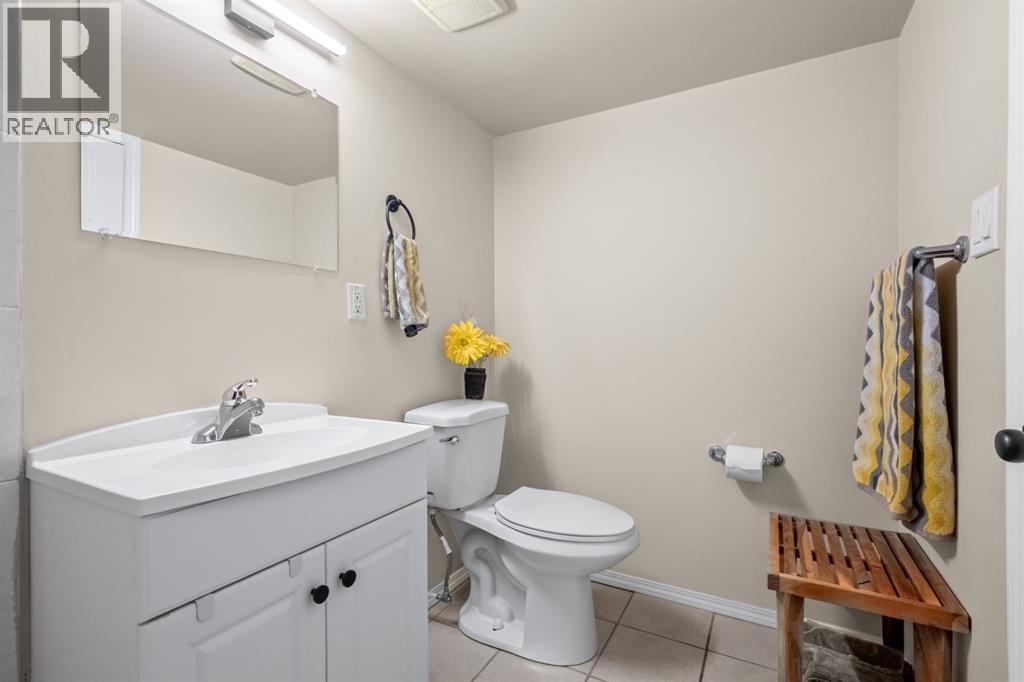 30 Hilton Avenue Nw, Calgary, Alberta  T2K 2H2 - Photo 31 - A2298968