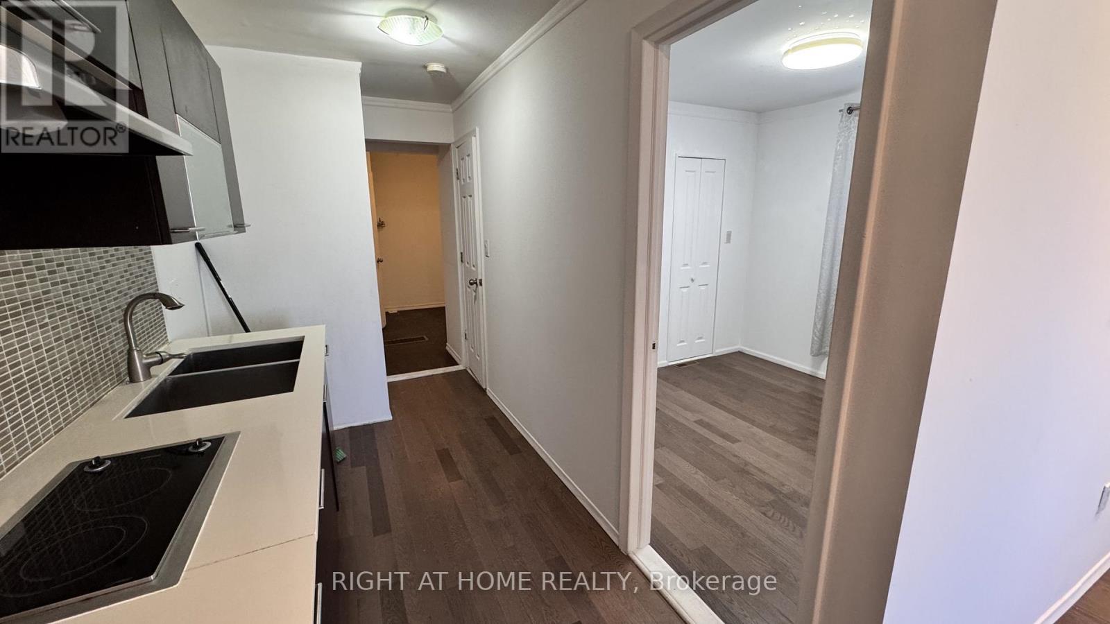 Unit 1 - Unit 1, 104 Danforth Road N, Toronto, Ontario  M1L 3W7 - Photo 15 - E12988822