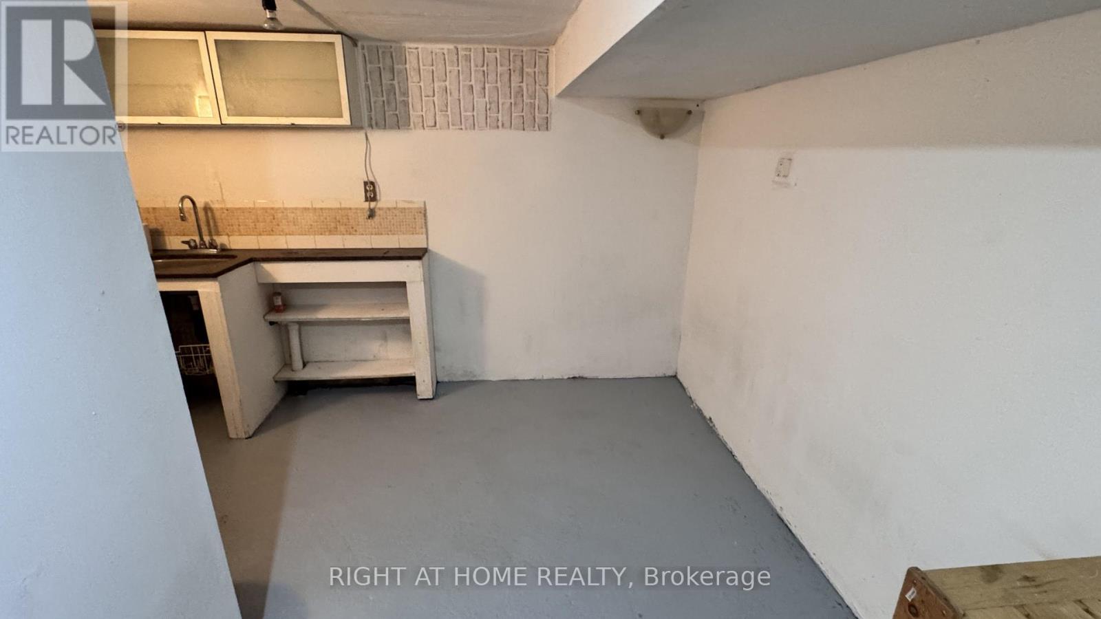 Unit 1 - Unit 1, 104 Danforth Road N, Toronto, Ontario  M1L 3W7 - Photo 21 - E12988822