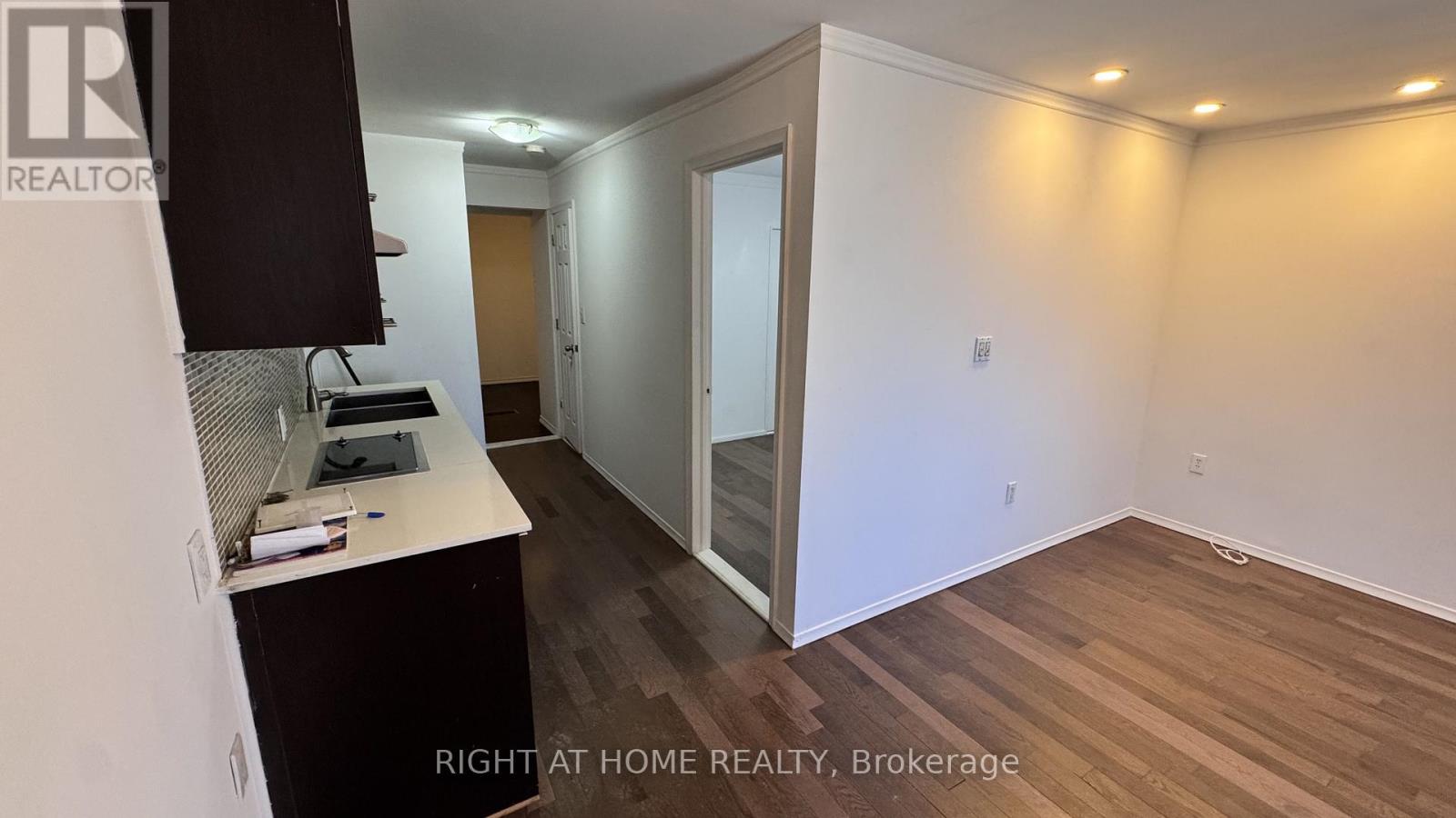 Unit 1 - Unit 1, 104 Danforth Road N, Toronto, Ontario  M1L 3W7 - Photo 9 - E12988822