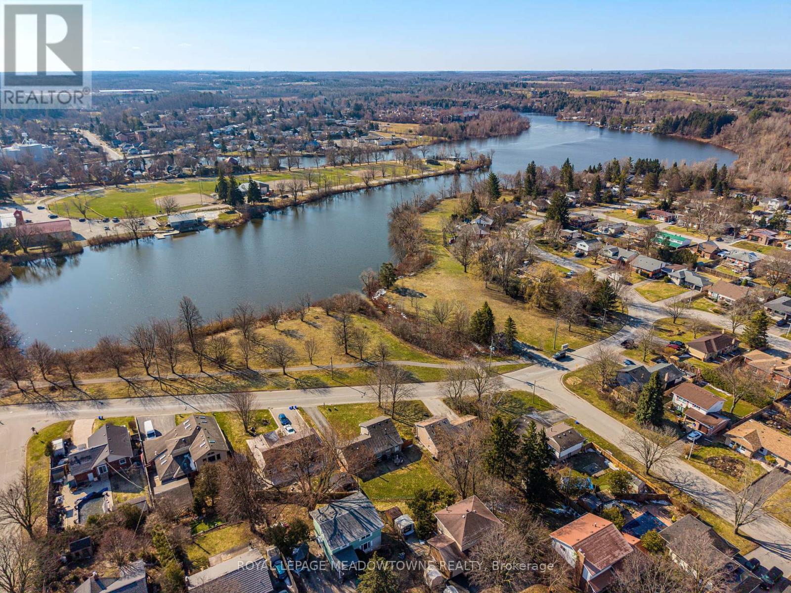 73 Elizabeth Drive, Halton Hills, Ontario  L7J 1B4 - Photo 30 - W12980990