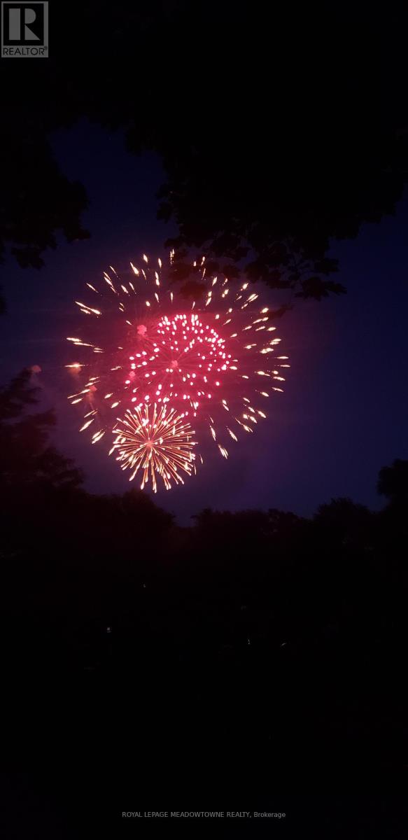 73 Elizabeth Drive, Halton Hills, Ontario  L7J 1B4 - Photo 36 - W12980990