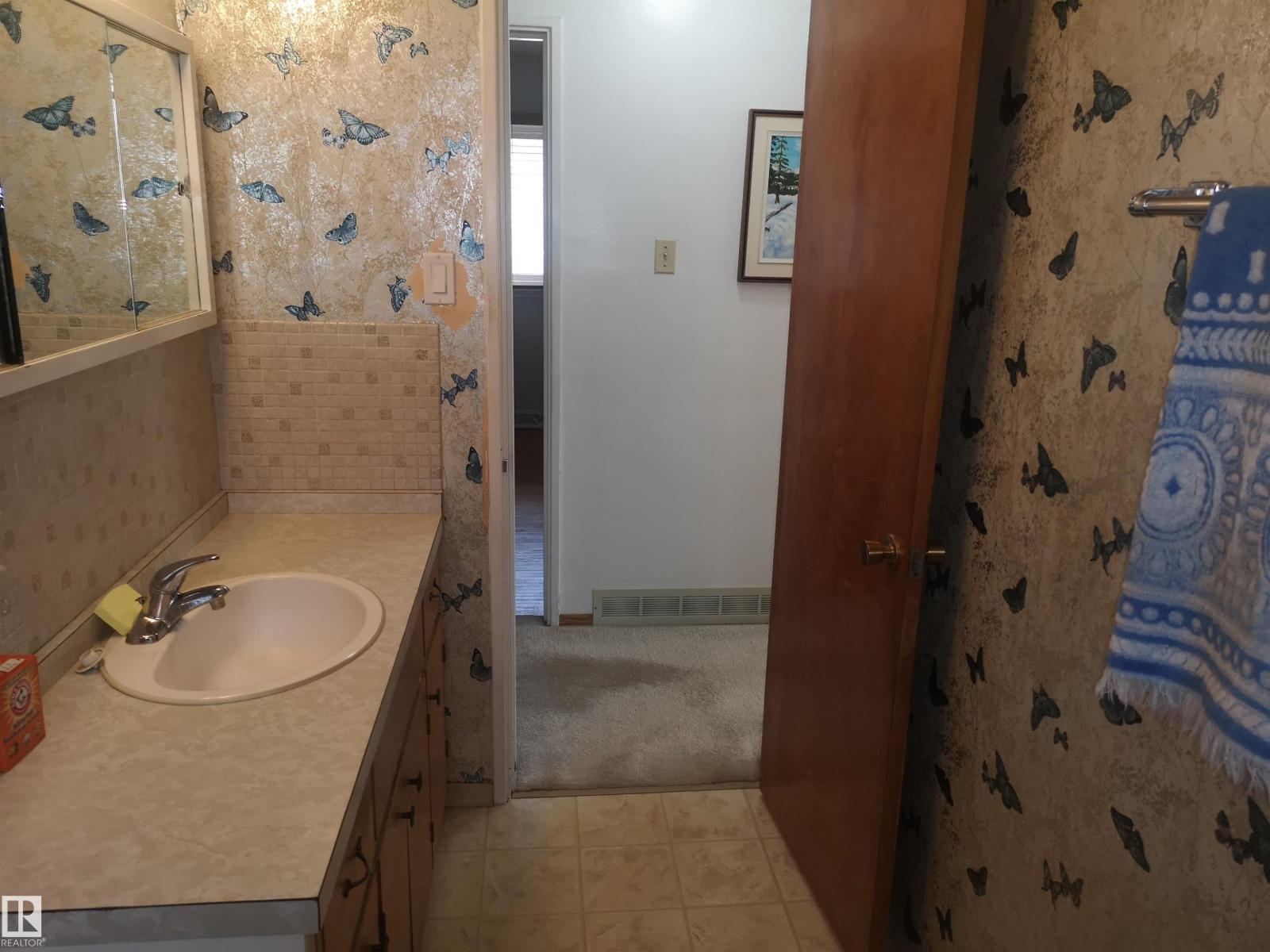 7311 76 St NW NW, Edmonton, Alberta  T6C 2J7 - Photo 14 - E4481955