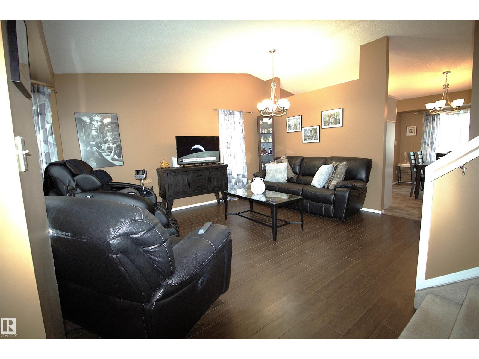 9347 175 Av NW, Edmonton, Alberta  T5Z 2C8 - Photo 8 - E4481402