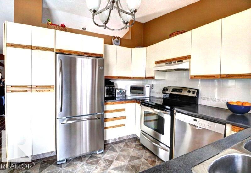 9347 175 Av NW, Edmonton, Alberta  T5Z 2C8 - Photo 23 - E4481402