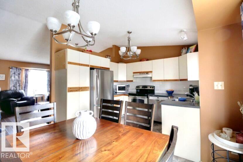 9347 175 Av NW, Edmonton, Alberta  T5Z 2C8 - Photo 22 - E4481402