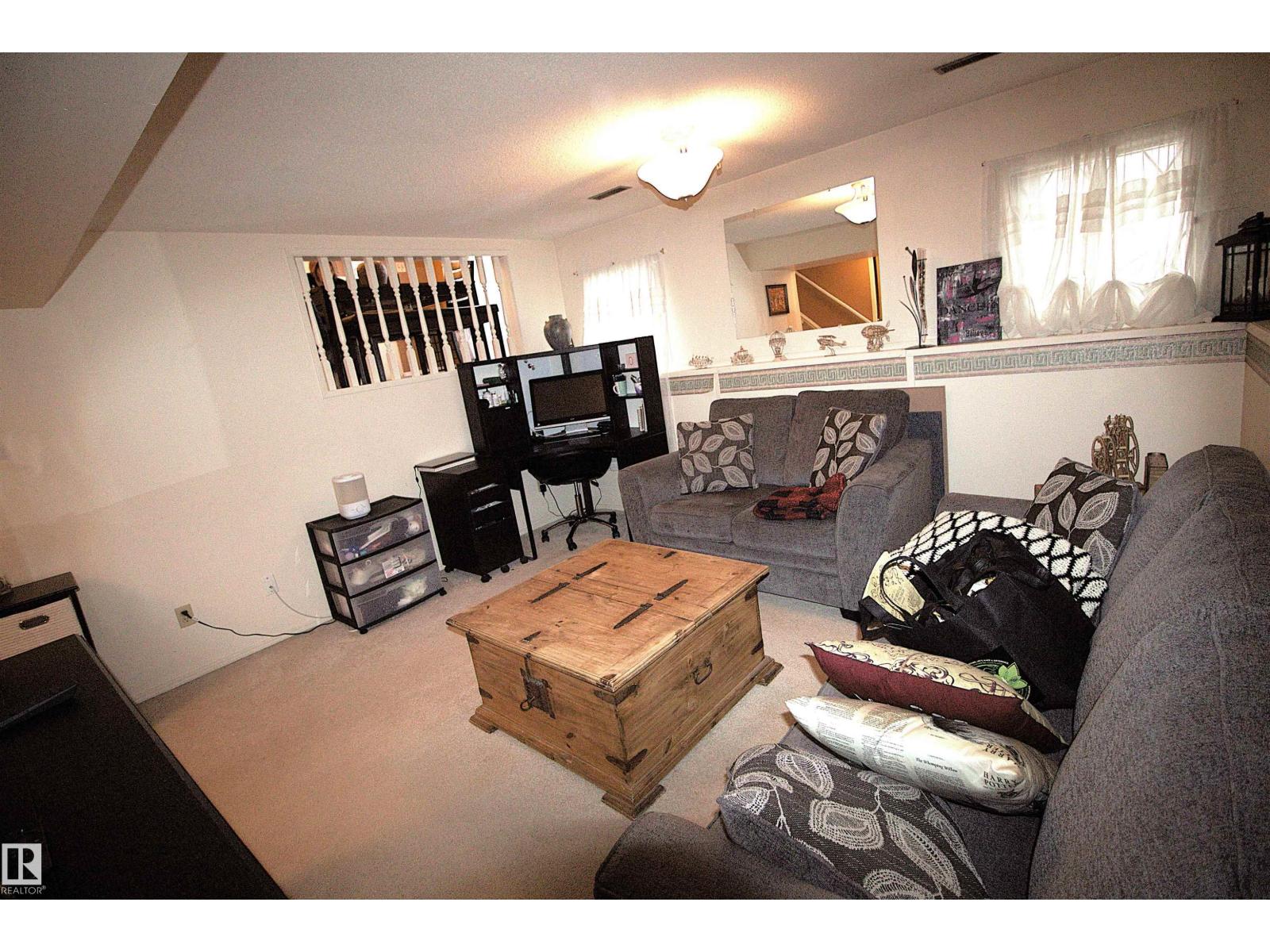 9347 175 Av NW, Edmonton, Alberta  T5Z 2C8 - Photo 43 - E4481402