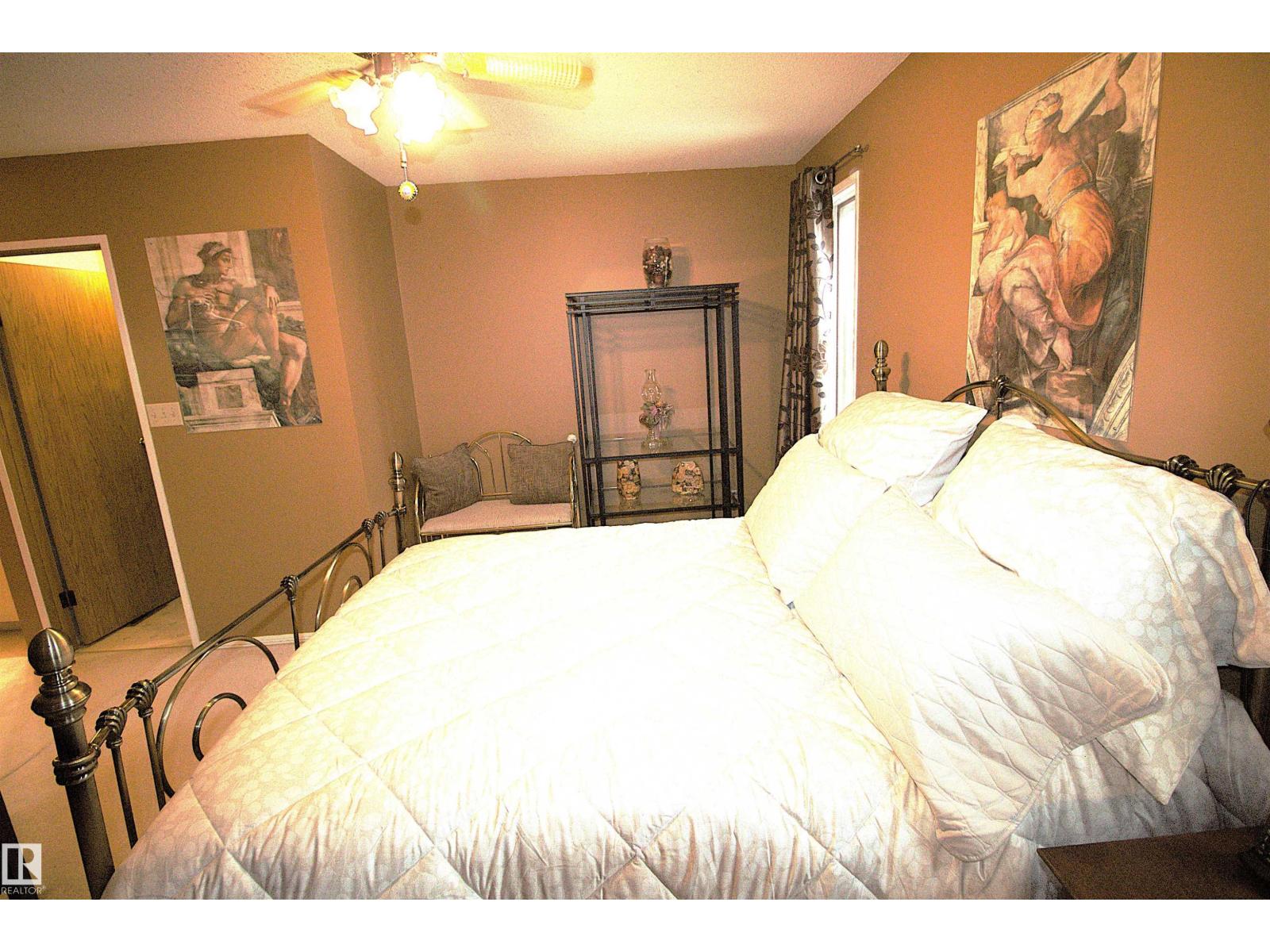 9347 175 Av NW, Edmonton, Alberta  T5Z 2C8 - Photo 31 - E4481402