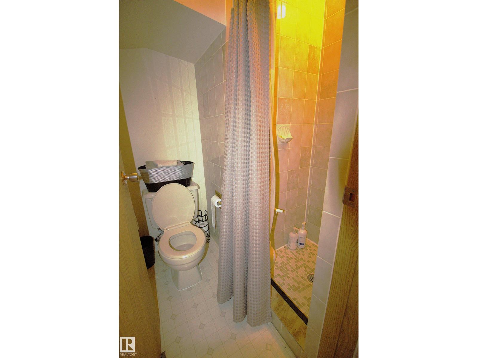 9347 175 Av NW, Edmonton, Alberta  T5Z 2C8 - Photo 32 - E4481402