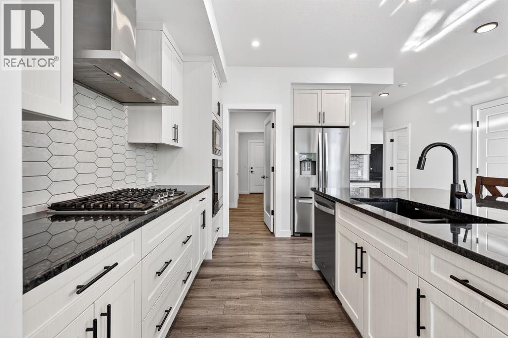 208 Dawson Circle, Chestermere, Alberta  T1X 2R2 - Photo 14 - A2299264