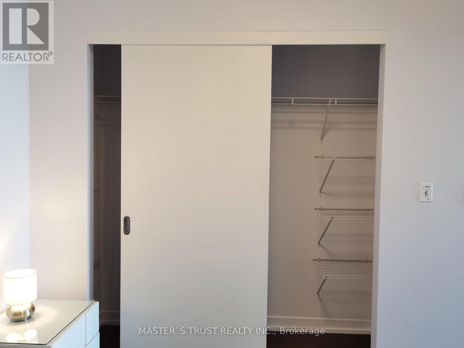 2805 - 21 Widmer Street, Toronto, Ontario  M5V 0B8 - Photo 17 - C12988852