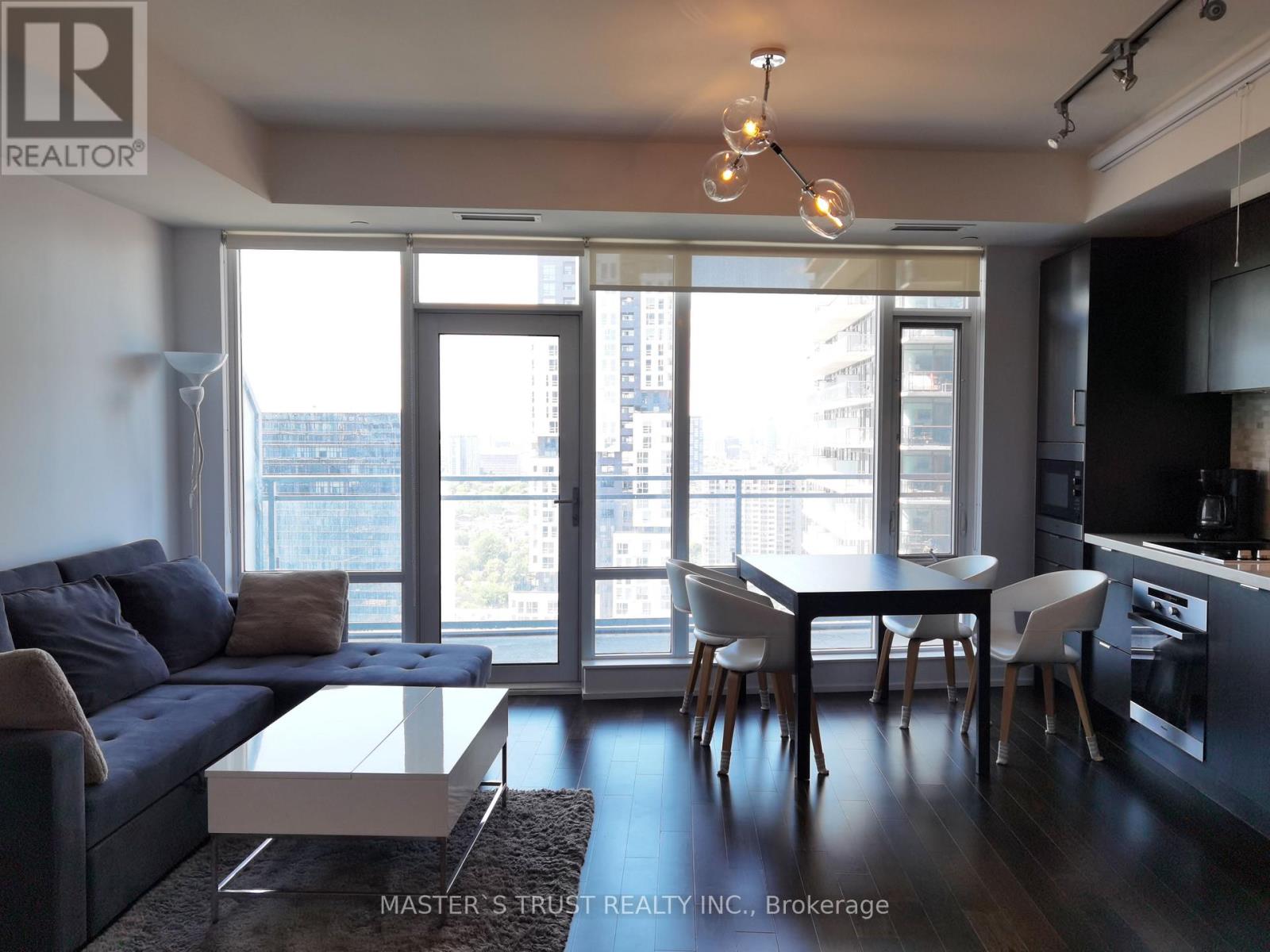 2805 - 21 Widmer Street, Toronto, Ontario  M5V 0B8 - Photo 2 - C12988852