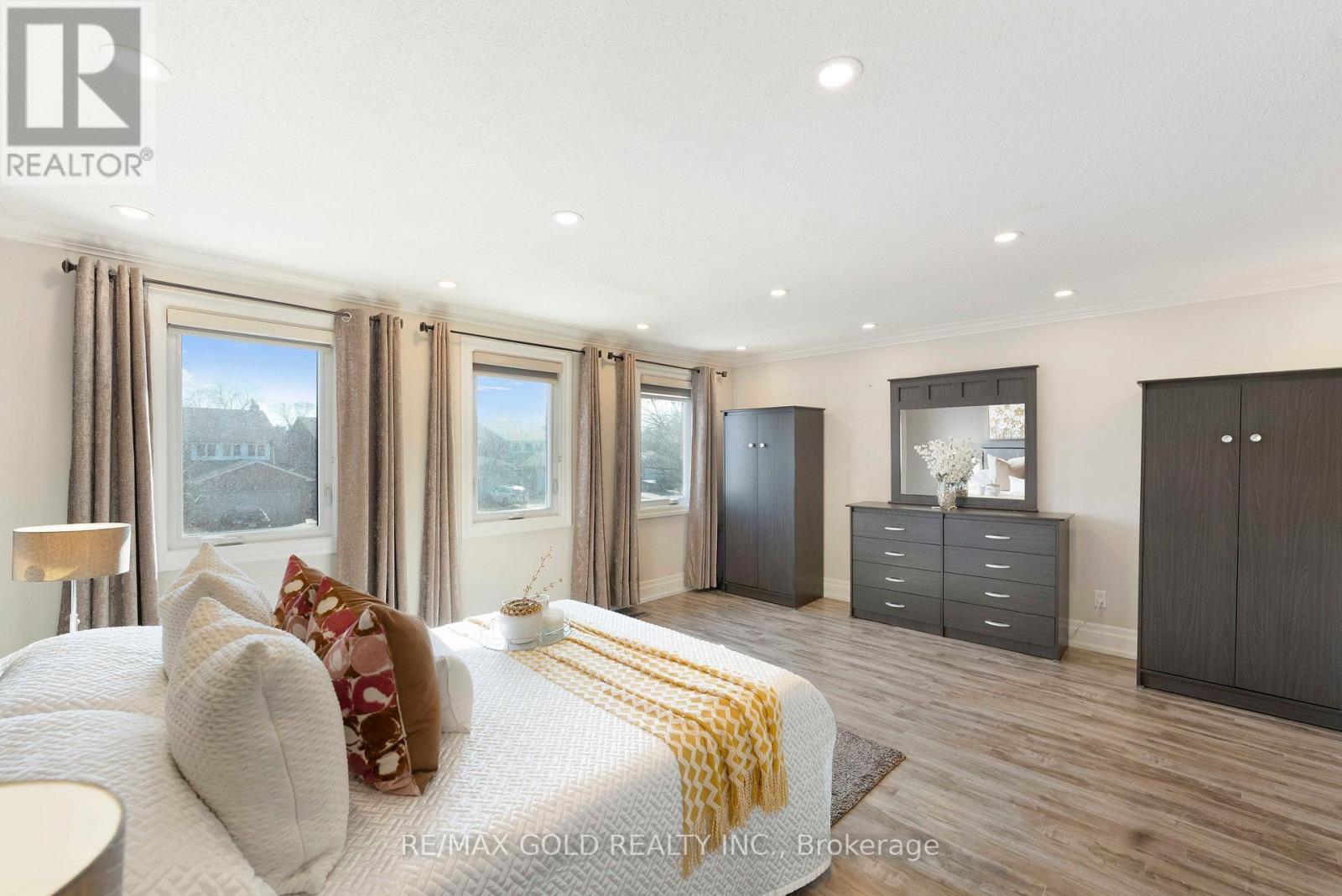 4187 Trellis Crescent, Mississauga, Ontario  L5L 2M1 - Photo 18 - W12983516