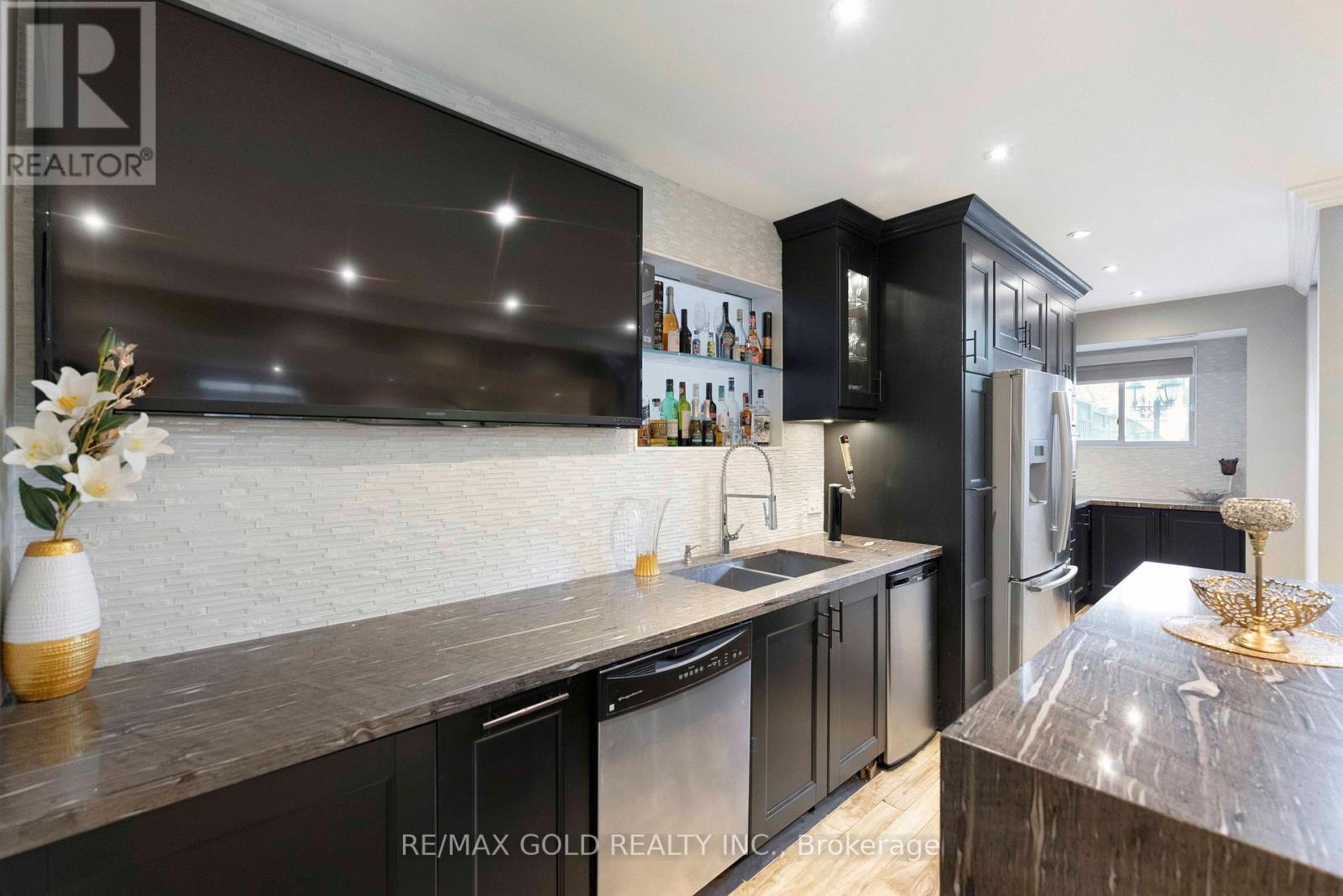 4187 Trellis Crescent, Mississauga, Ontario  L5L 2M1 - Photo 38 - W12983516