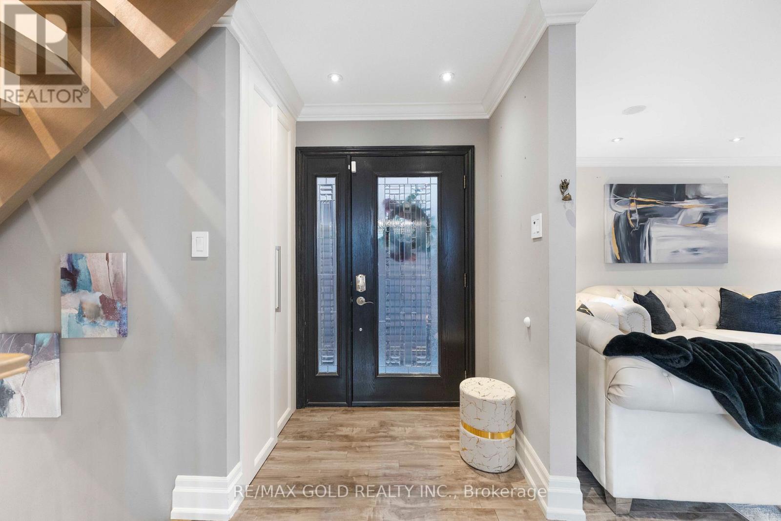 4187 Trellis Crescent, Mississauga, Ontario  L5L 2M1 - Photo 5 - W12983516