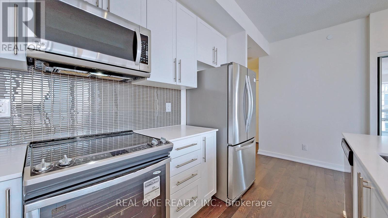2104 - 510 Curran Place, Mississauga, Ontario  L5B 0J8 - Photo 18 - W12988854