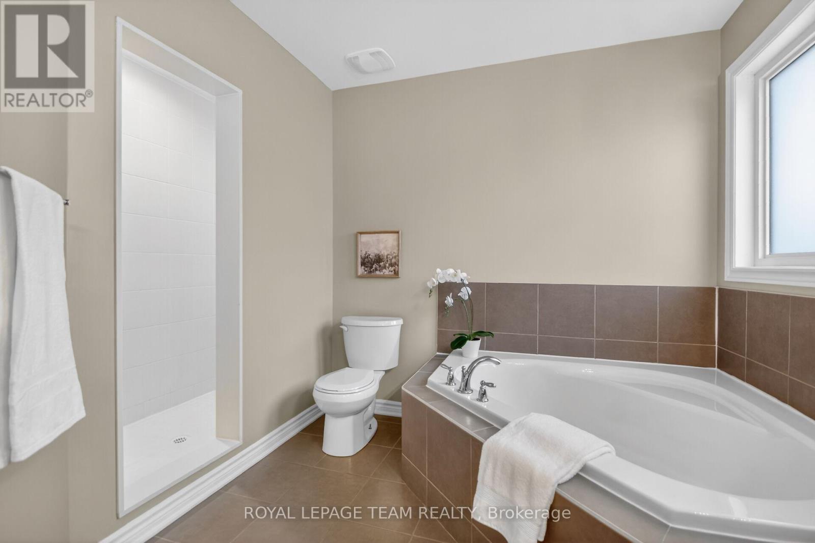 522 Brigatine Avenue, Ottawa, Ontario  K2S 0P6 - Photo 41 - X12987688