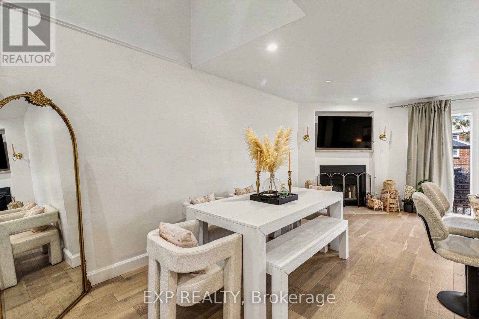 358 Valade Crescent, Ottawa, Ontario  K4A 2V7 - Photo 11 - X12988864