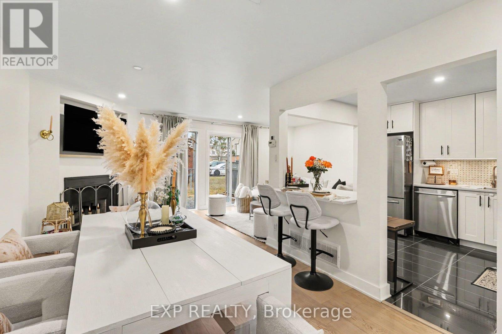 358 Valade Crescent, Ottawa, Ontario  K4A 2V7 - Photo 12 - X12988864