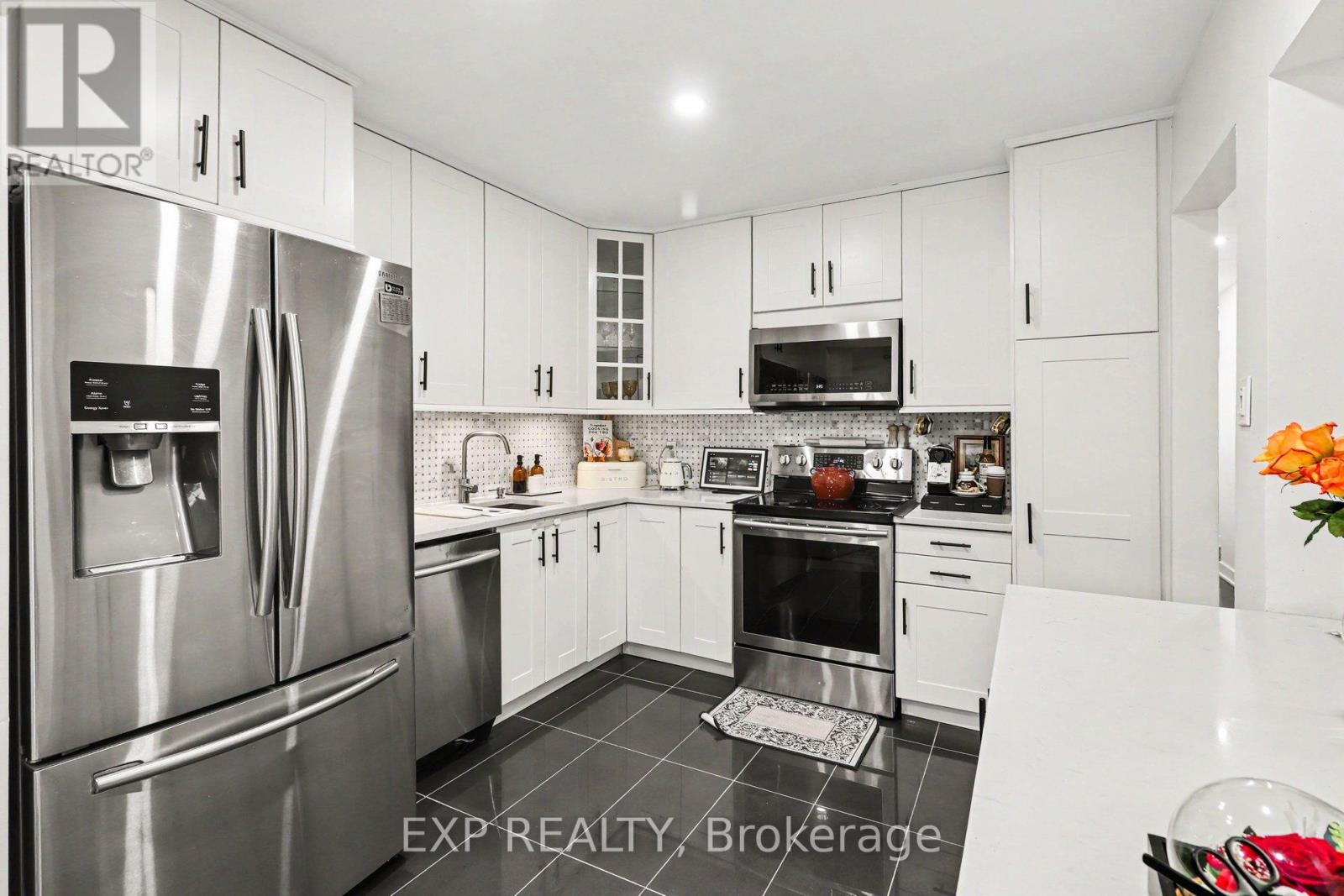 358 Valade Crescent, Ottawa, Ontario  K4A 2V7 - Photo 15 - X12988864