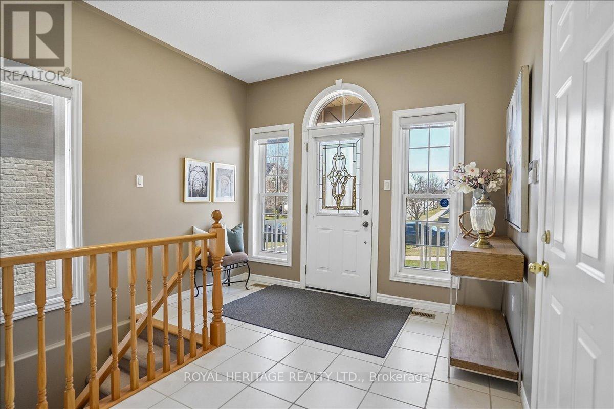 38 Bingham Gate, Clarington, Ontario L1E 3K3 - Photo 4 - E12988862