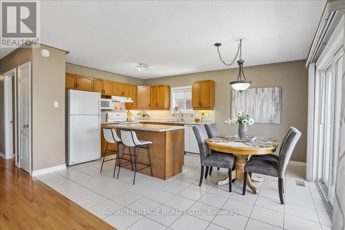 38 Bingham Gate, Clarington, Ontario L1E 3K3 - Photo 9 - E12988862