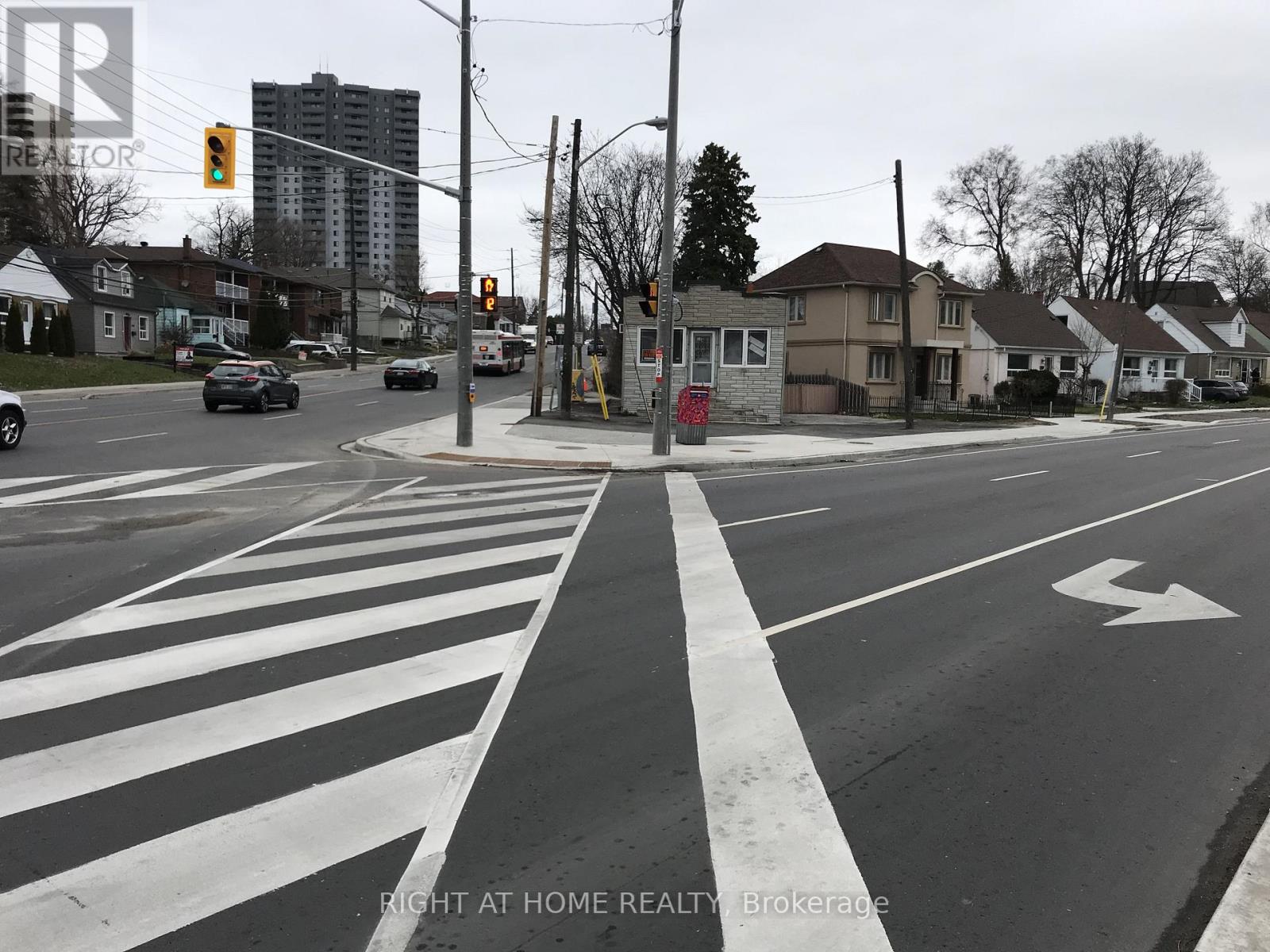 Unit 2 - Unit 2, 104 Danforth Road N, Toronto, Ontario  M1L 3W7 - Photo 5 - E12988870