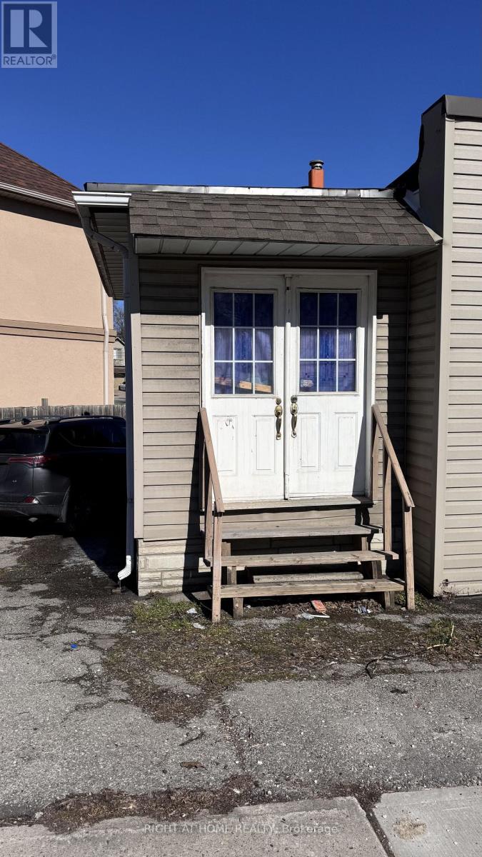 Unit 2 - Unit 2, 104 Danforth Road N, Toronto, Ontario  M1L 3W7 - Photo 6 - E12988870