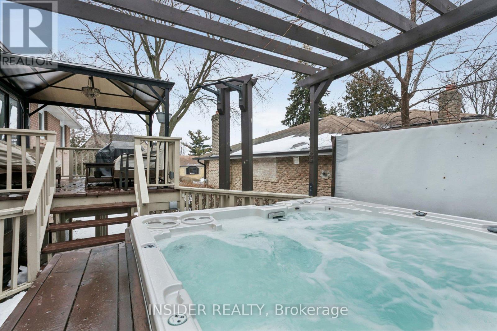 2078 Stanfield Road, Mississauga, Ontario  L4Y 1R5 - Photo 40 - W12988866