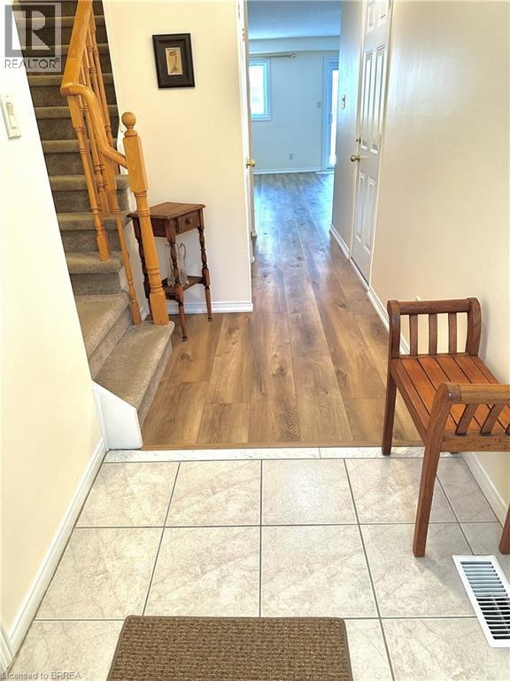 31 Moss Boulevard Unit# 26, Dundas, Ontario  L9H 7A6 - Photo 5 - 40807346