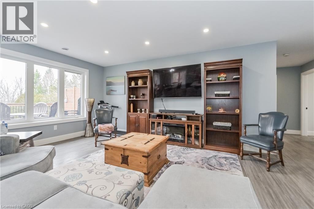 1020 Victoria Street, Ayton, Ontario  N0G 1C0 - Photo 6 - 40775428