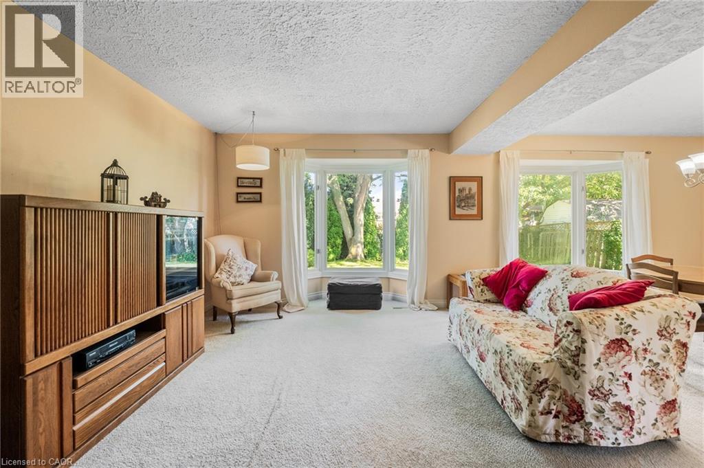 7715 Swan Street, Niagara Falls, Ontario  L2H 2P7 - Photo 6 - 40813209