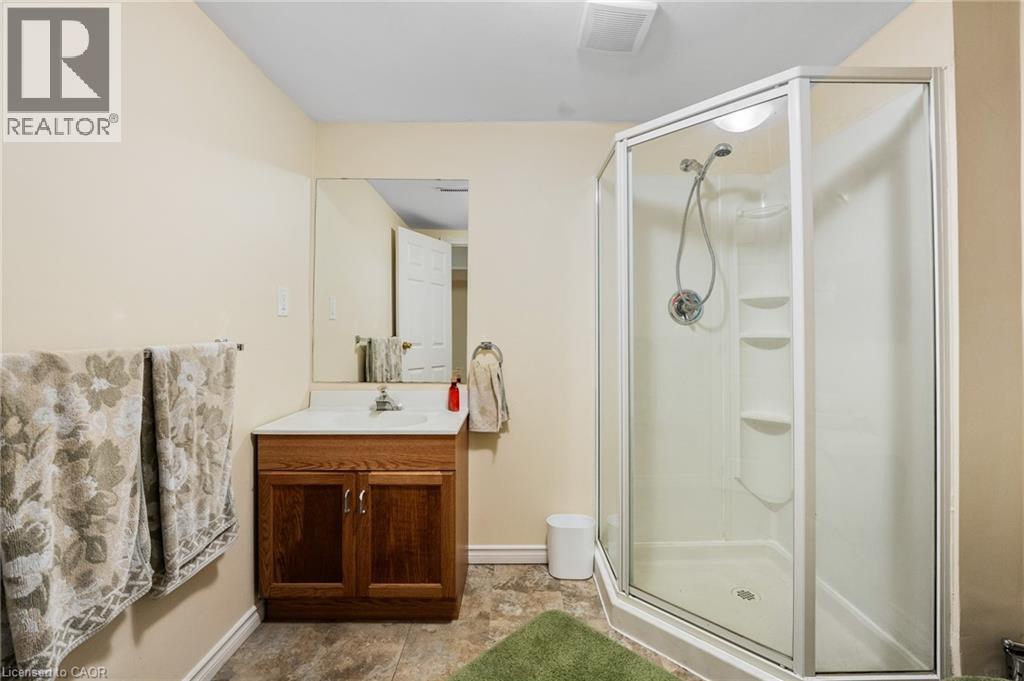 7715 Swan Street, Niagara Falls, Ontario  L2H 2P7 - Photo 31 - 40813209