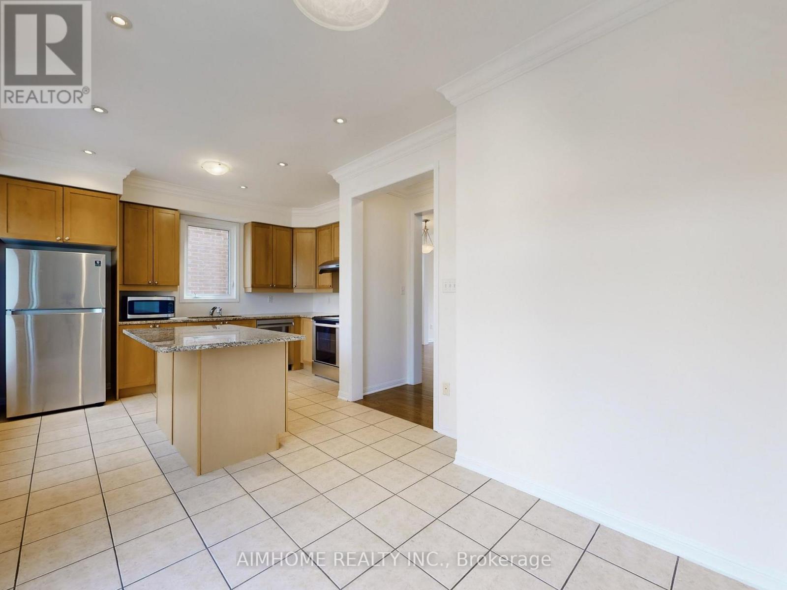 13 Yates Avenue, Toronto, Ontario  M1L 0C7 - Photo 12 - E12988884