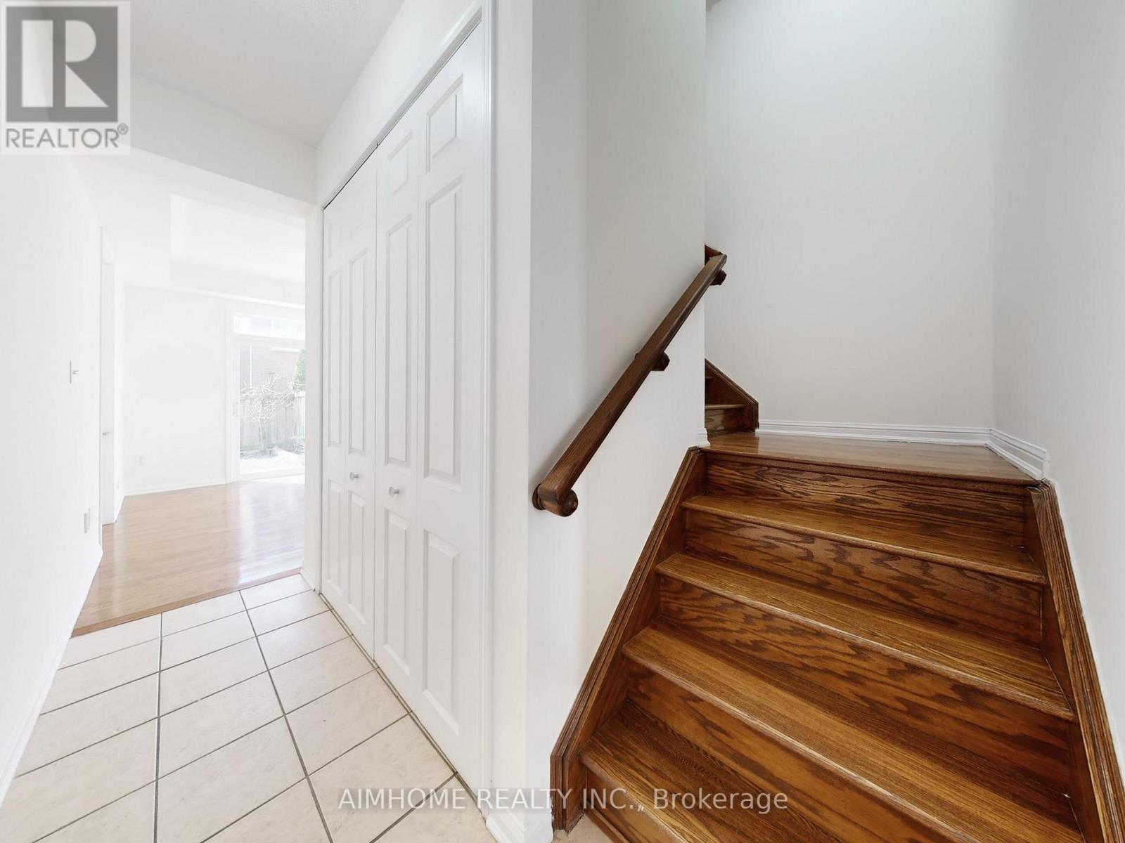 13 Yates Avenue, Toronto, Ontario  M1L 0C7 - Photo 38 - E12988884