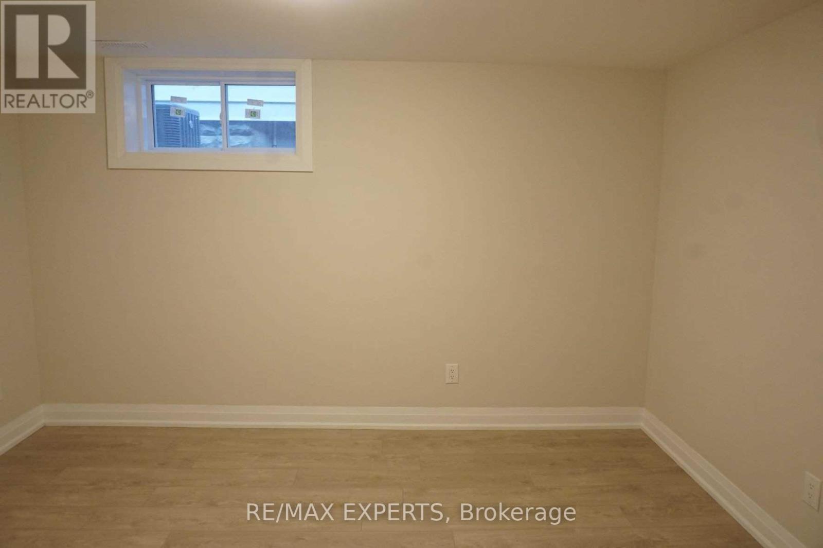 Lower - 77 Cromwell Avenue, Oshawa, Ontario  L1J 4T5 - Photo 11 - E12988920