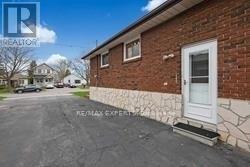 LOWER - 77 CROMWELL AVENUE, Oshawa, Ontario