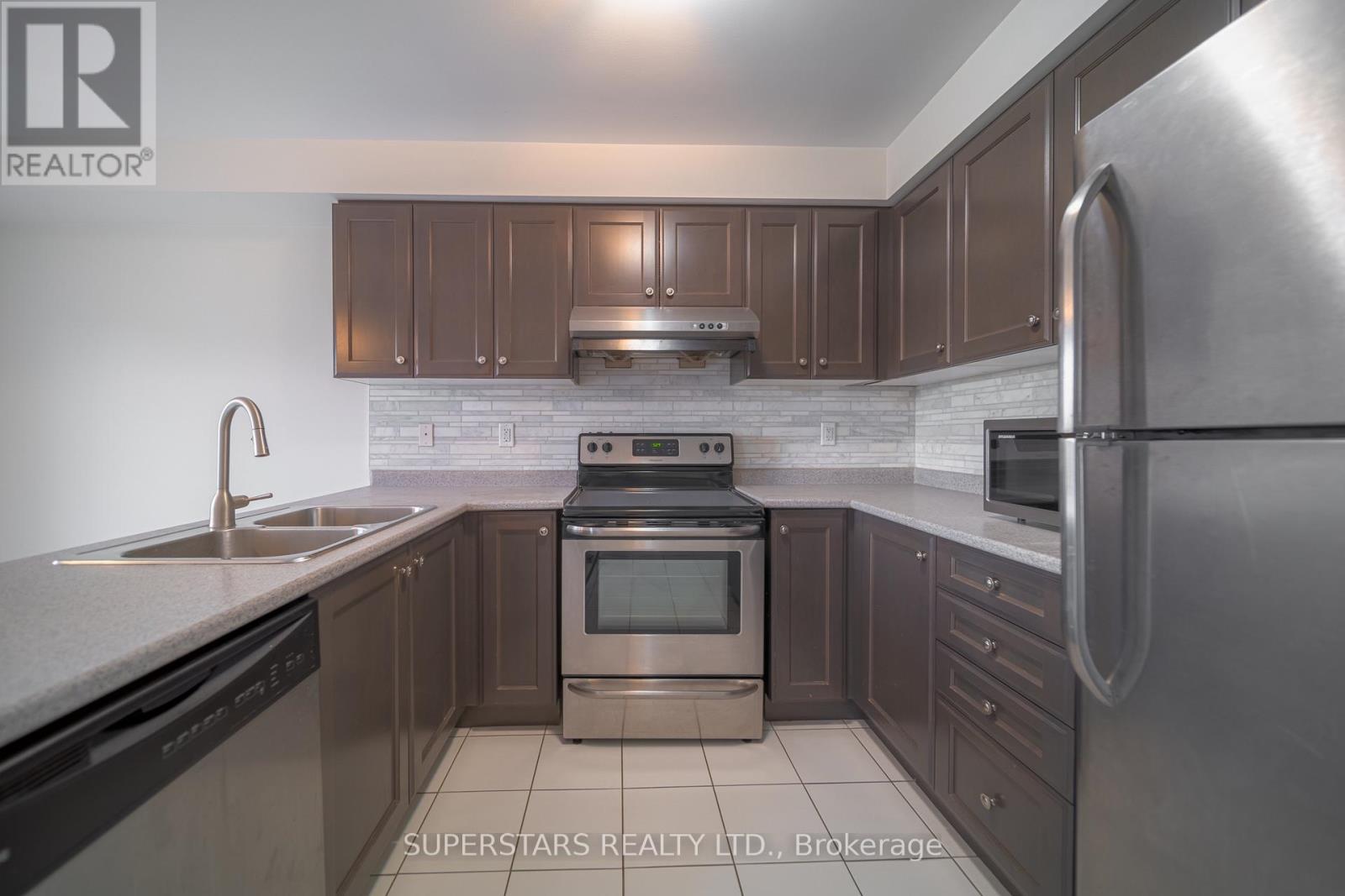 10000 Mccowan Road, Markham, Ontario  L6C 0N3 - Photo 12 - N12988924