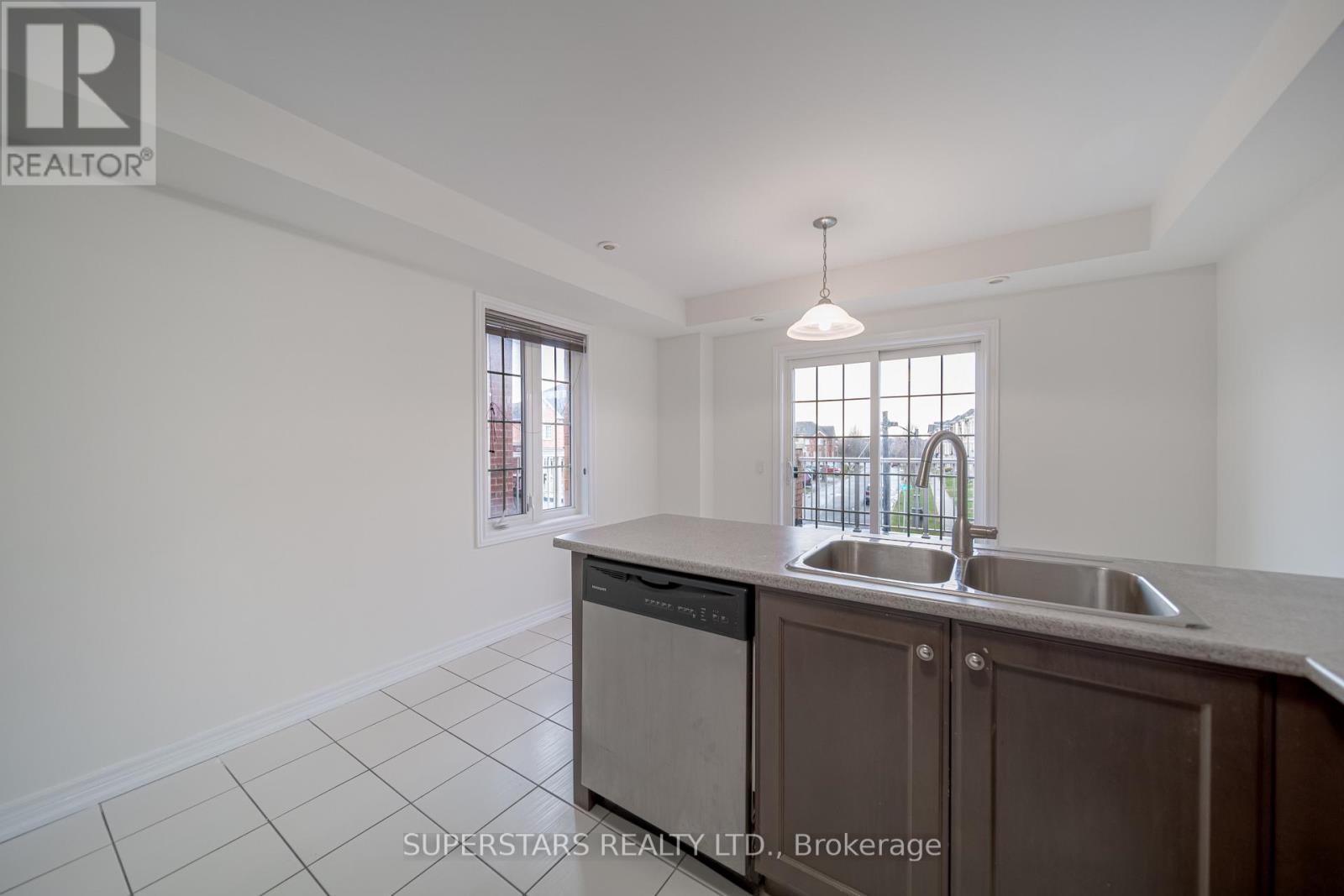 10000 Mccowan Road, Markham, Ontario  L6C 0N3 - Photo 13 - N12988924