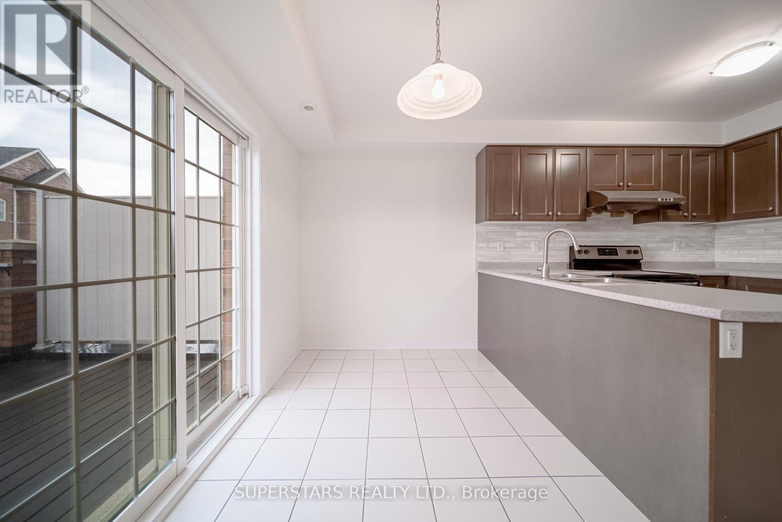 10000 Mccowan Road, Markham, Ontario  L6C 0N3 - Photo 14 - N12988924