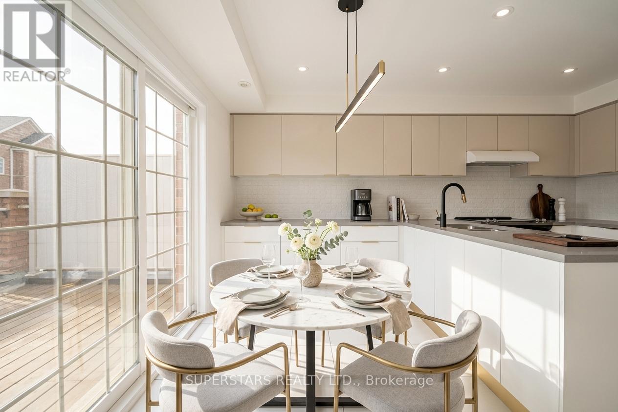 10000 Mccowan Road, Markham, Ontario  L6C 0N3 - Photo 4 - N12988924