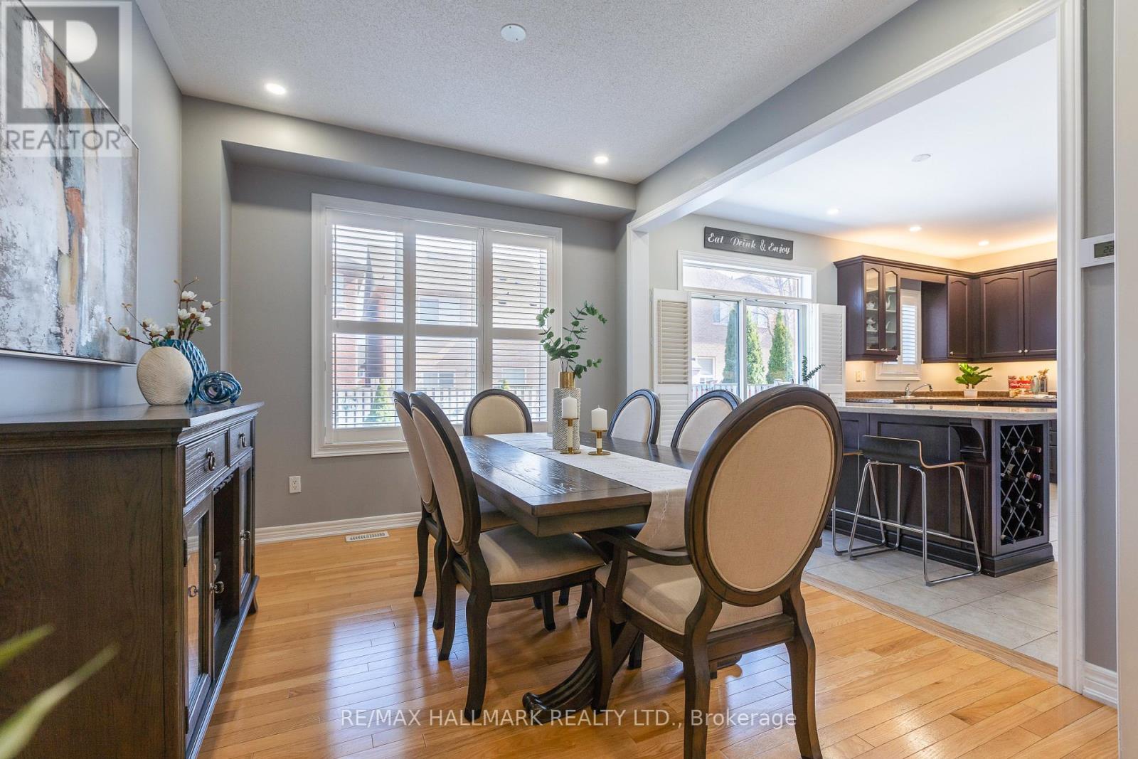 24 Begonia Crescent, Brampton, Ontario  L7A 0M5 - Photo 7 - W12988890