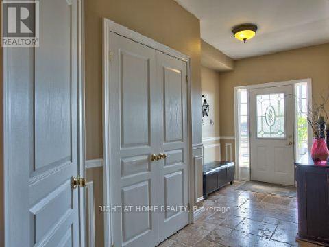 2422 Shadow Court, Oakville, Ontario  L6M 5G6 - Photo 2 - W12988902