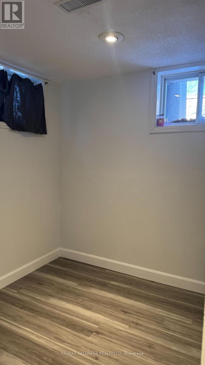 Bsmt - 853 Fourth Street, Mississauga, Ontario  L5E 1J7 - Photo 8 - W12988906